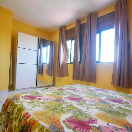 Appartement Tout Confort Sainte-Anne  Exterior foto