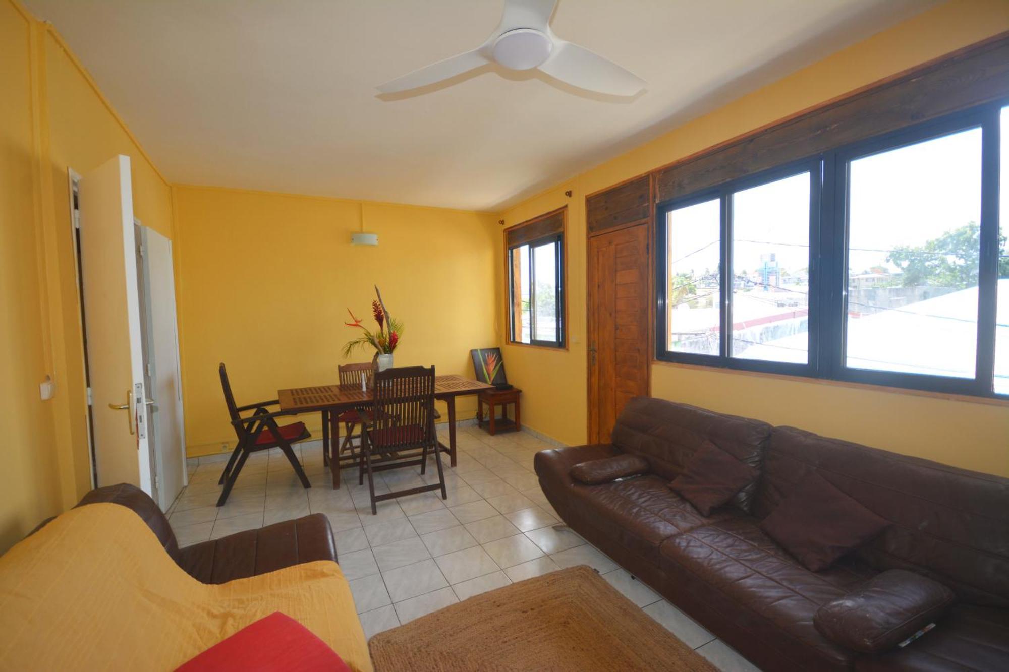 Appartement Tout Confort Sainte-Anne  Exterior foto